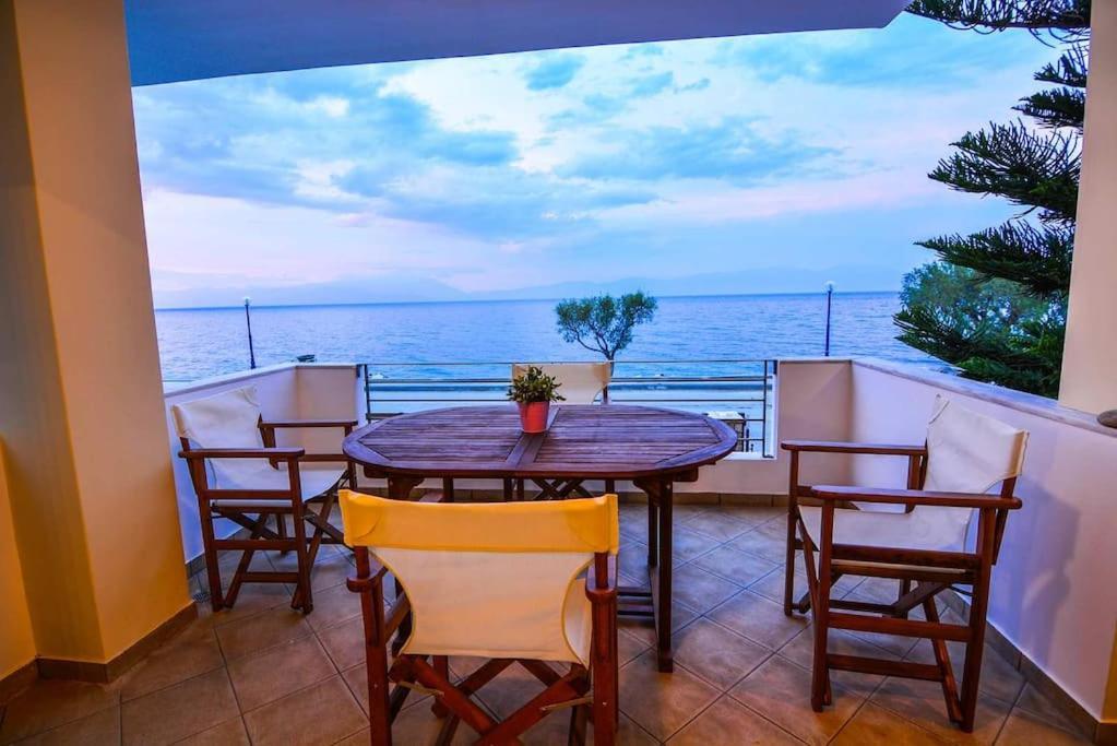 Aigli Luxurious Villa Kato Pitsa Exterior photo
