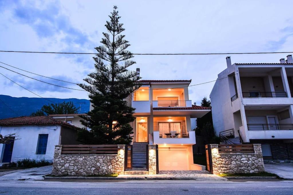 Aigli Luxurious Villa Kato Pitsa Exterior photo